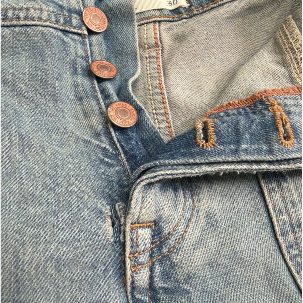 We The Free Denim Shorts Womens 30 High Rise Raw Hem Button Fly Boho Distressed - Picture 8 of 11